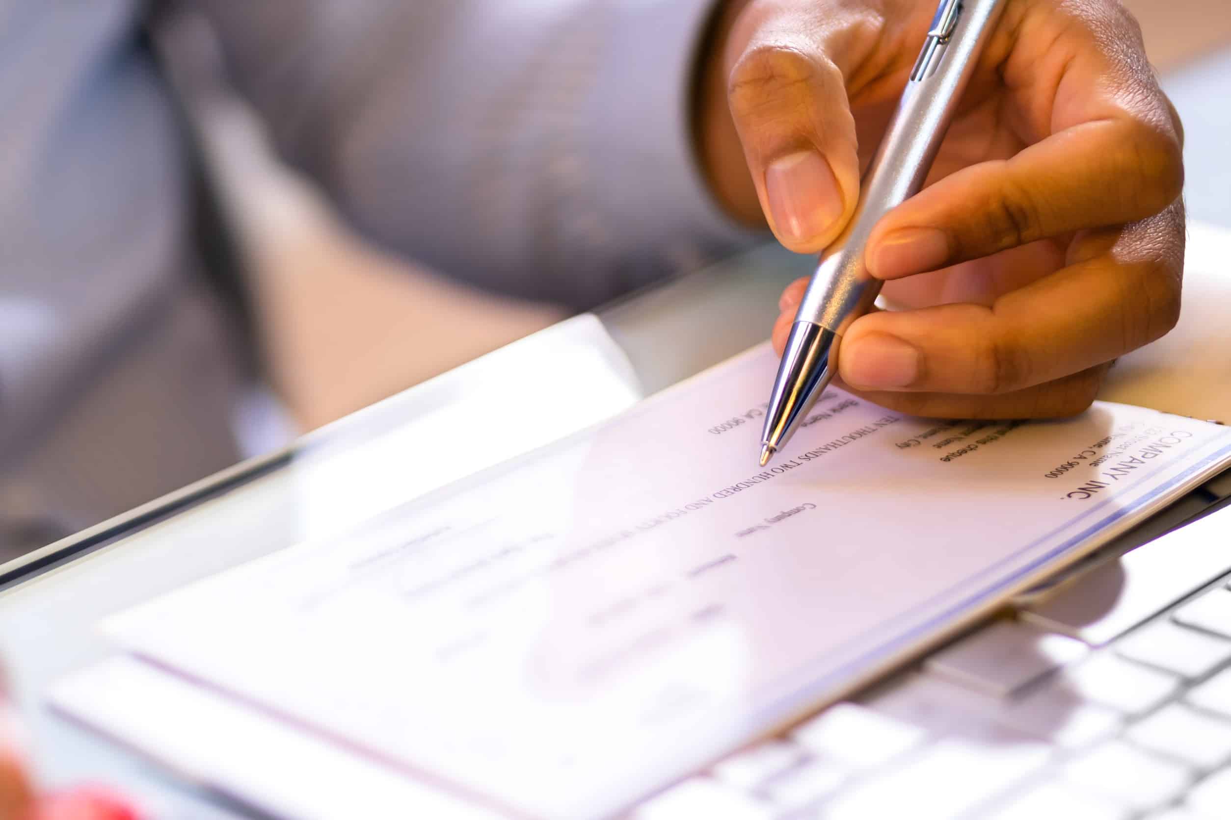Nota Penjualan: Pilar Transaksi Bisnis Sukses