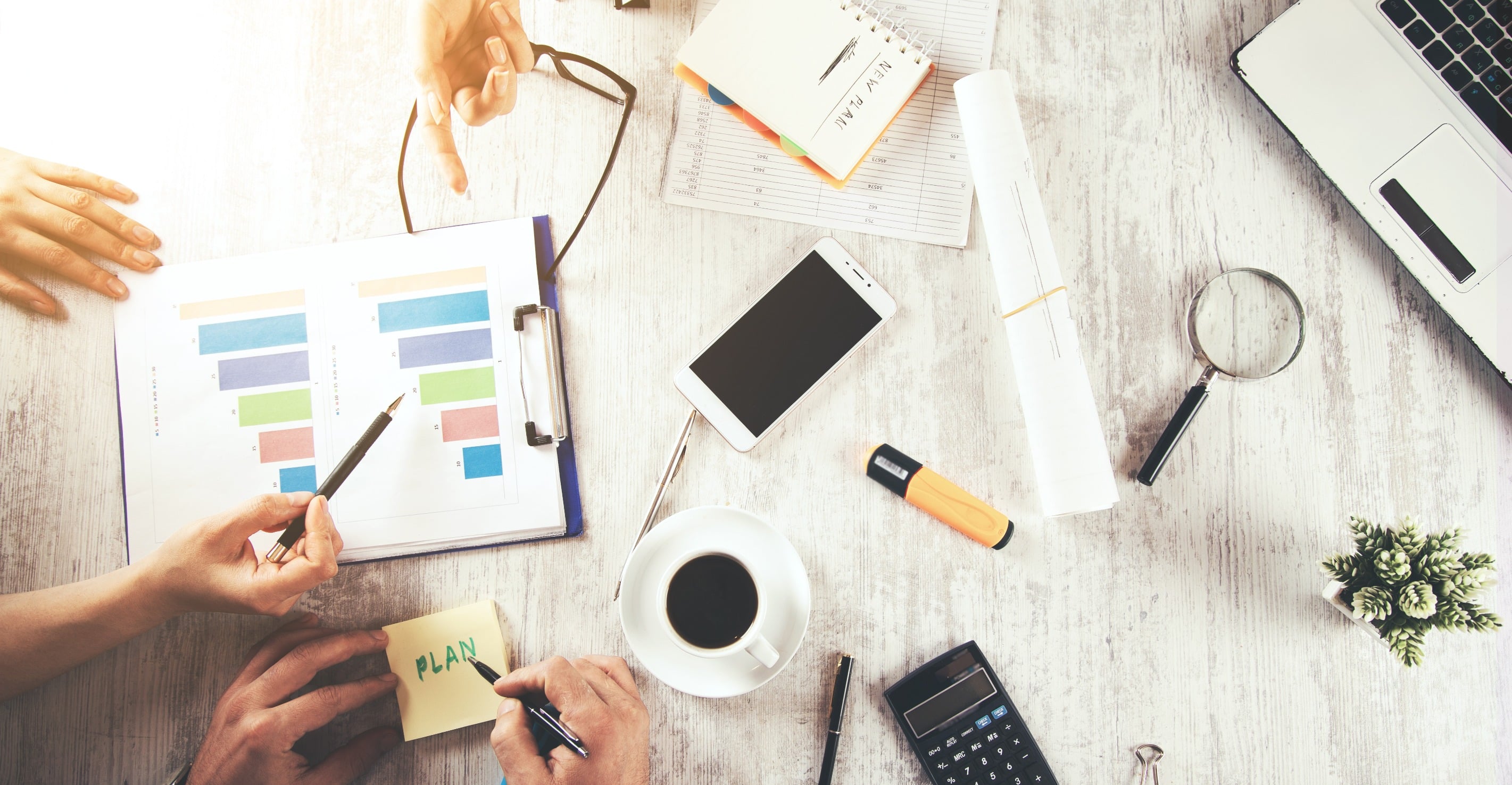 Desk Collection: Strategi Efektif Pengelolaan Keuangan Bisnis