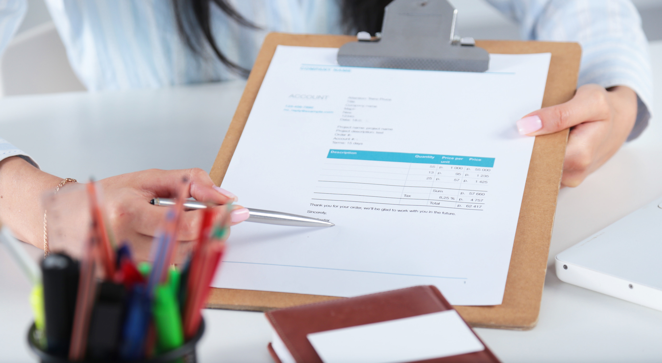Contoh Invoice Tagihan Jasa Proyek: Format & Cara Mengelolanya