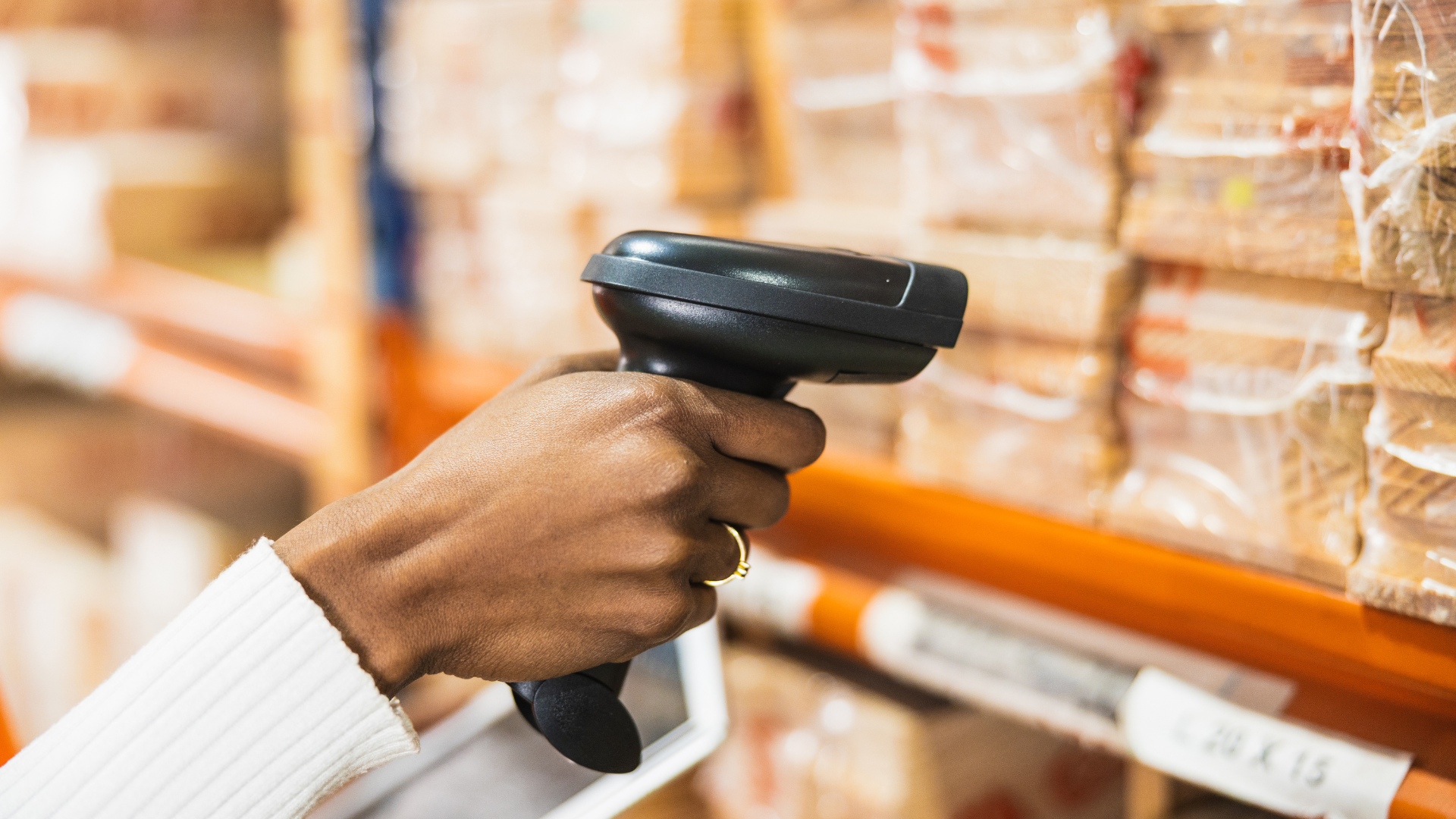 Inventory Turnover Formula: Studi Kasus dan Perannya dalam Arus Kas Bisnis